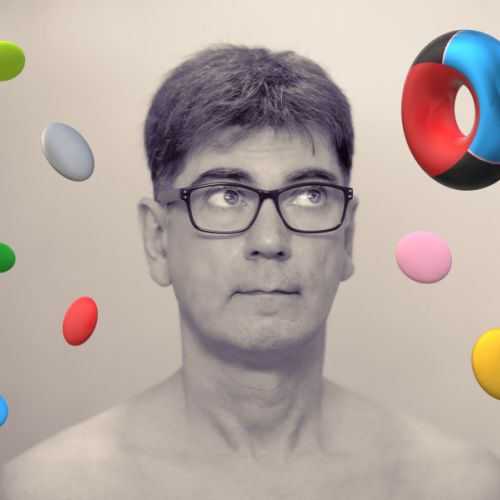 Autoportrait en clone « entouré de bactéries » n°2